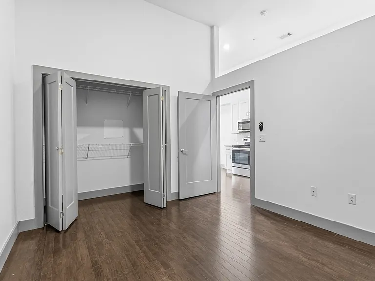 2407 8th Ave S #206 — Photo 14