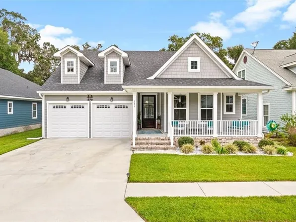 231 Village Rd, Midway, GA 31320