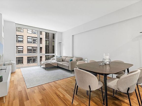 3rd image of 39 E 29th St APT 7A