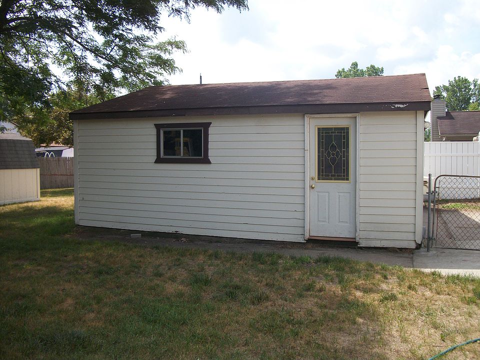 1st image of 1601 Zarieda St