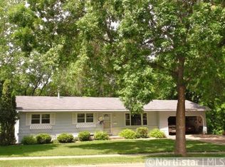 1622 Woodland Dr, Red Wing, MN 55066