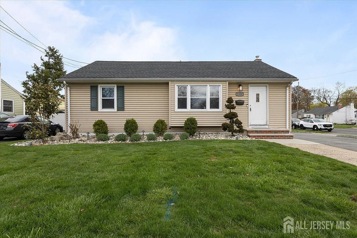 1329 New Brunswick Ave photo 1