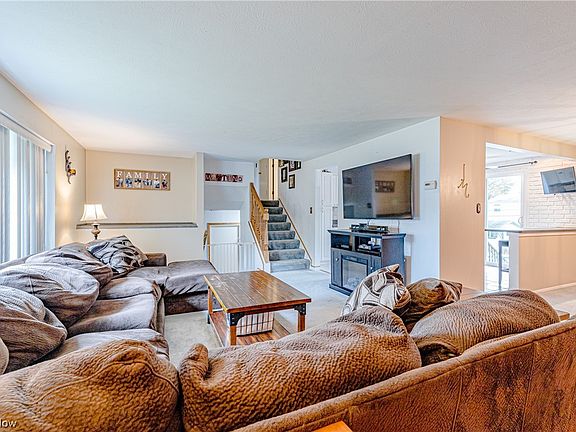 5th image of 8902 Lincolnshire Blvd