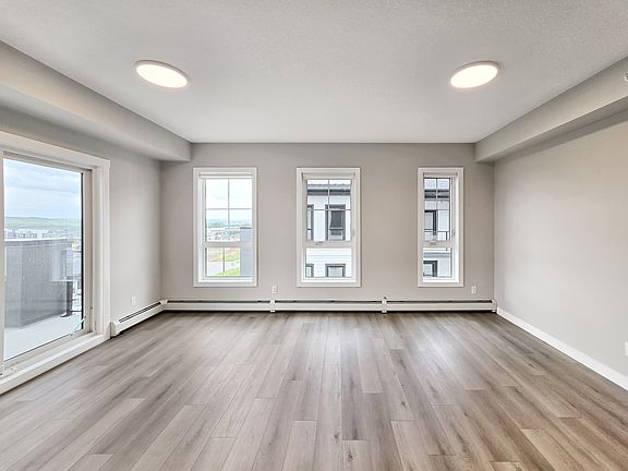 4th image of 100 Banister Dr Unit 3404