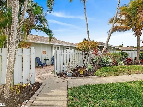 4257 Island Cir #3, Fort Myers, FL 33919