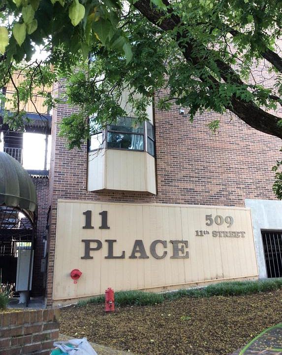 1st image of 509 11th St APT 3006