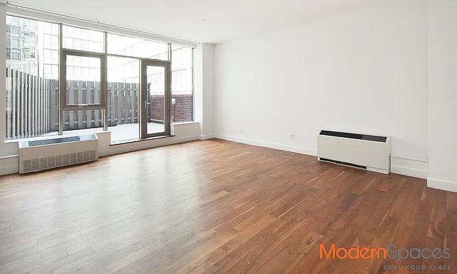 Sold by Modern Spaces | media 29