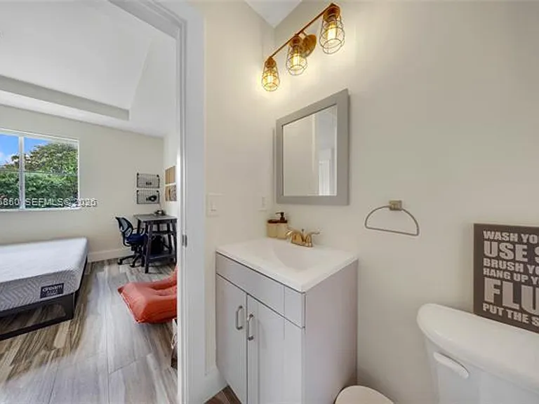 8942 W Flagler St #3 — Photo 22