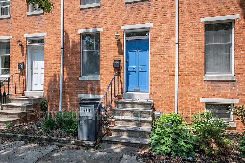 3 bed, 1.5 bath, 1440 sqft, $2,200 — Photo 4