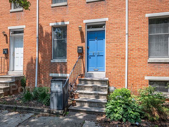 4th image of 2110 E Fairmount Ave