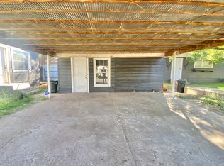 2123 21st St #B, Lubbock, TX 79411
