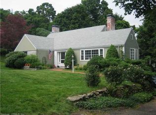 61 Hillsboro Dr, West Hartford, CT 06107