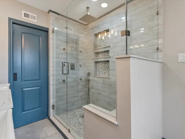 9229 Grant Dr, Rowlett, TX 75088