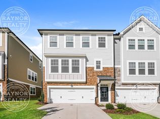 8423 Garnet Rose Ln, Raleigh, NC 27615
