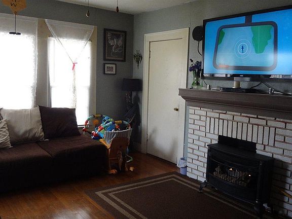 5th image of 1712 Pearl Ave