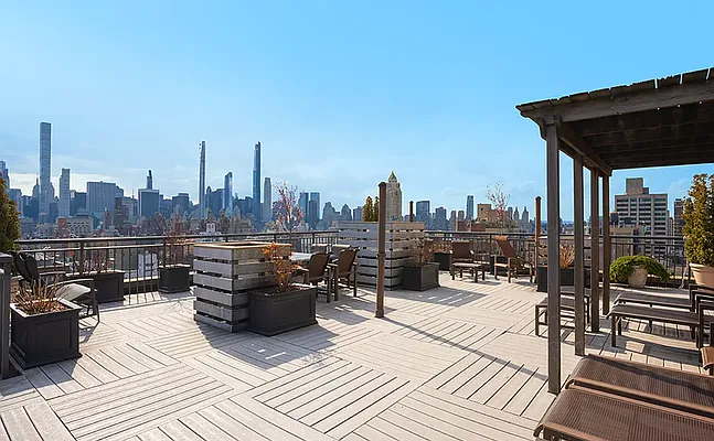 Sold by Compass | media 9