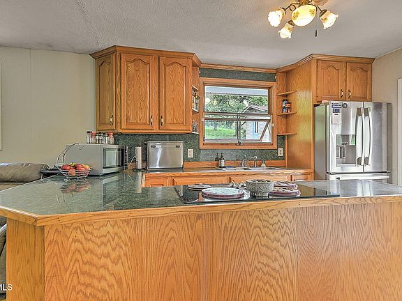 4th image of 186 Gunport Dr