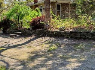 36 Elizabeth Way, Ridge, NY 11961