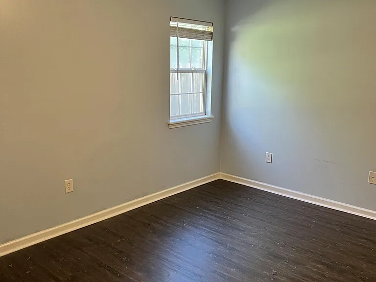 206 Antler Trl — Photo 2