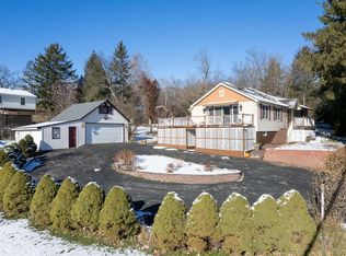 N3179 Robin Rd, Lake Geneva, WI 53147