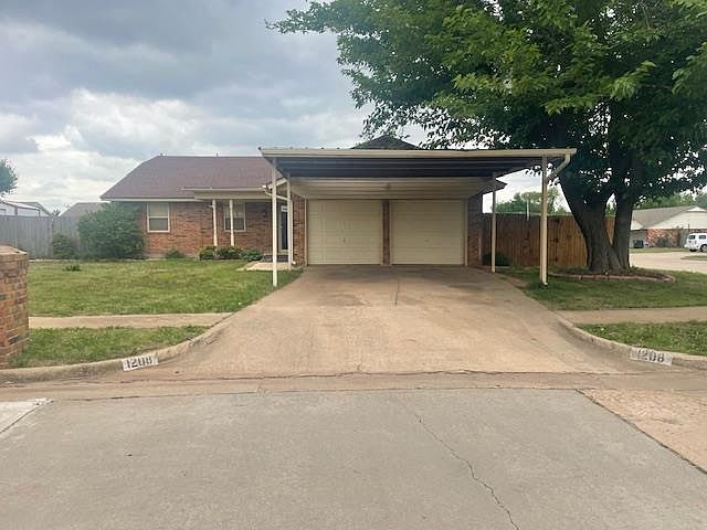 1st image of 1208 S Bouziden Dr