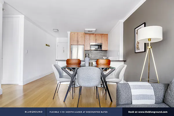 Rented by The Blueground | media 46