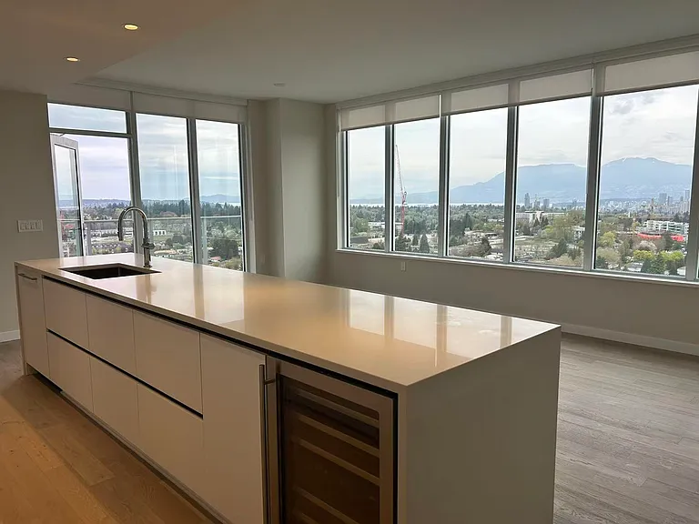485 W 42nd Ave #2202 — Photo 3