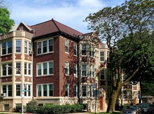 2946 N Pine Grove Ave #1S, Chicago, IL 60657