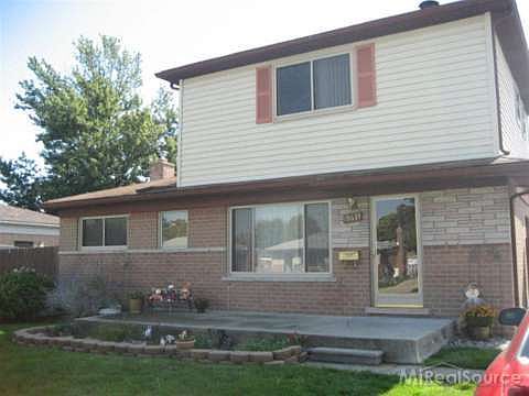 1st image of 15634 Loreto St