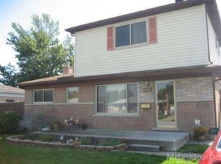 15634 Loreto St, Roseville, MI 48066