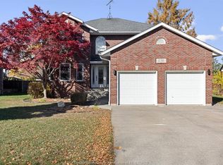238 Turner Cres, Amherstburg, ON N9V3T3