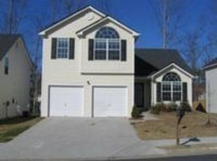 2808 Two Lake Cir, College Park, GA 30349