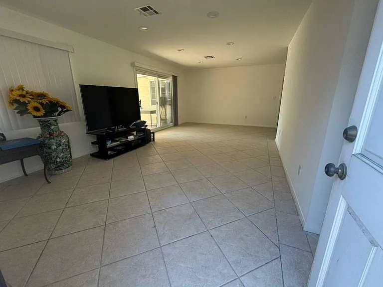 6152 Tony Ave — Photo 3