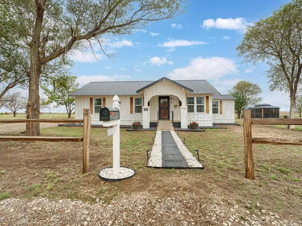 2675 County Rd, Clarendon, TX 79226