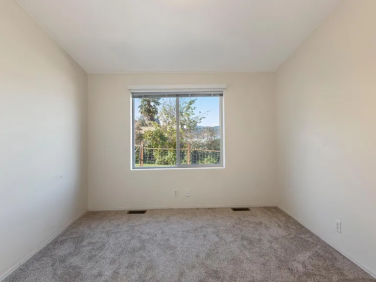 Den.