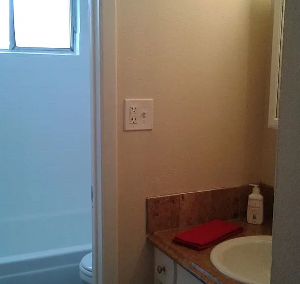 3425 S Marion St — Photo 15
