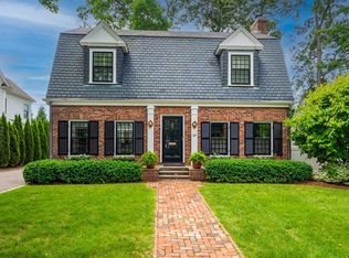 24 Cleveland Rd, Needham, MA 02492