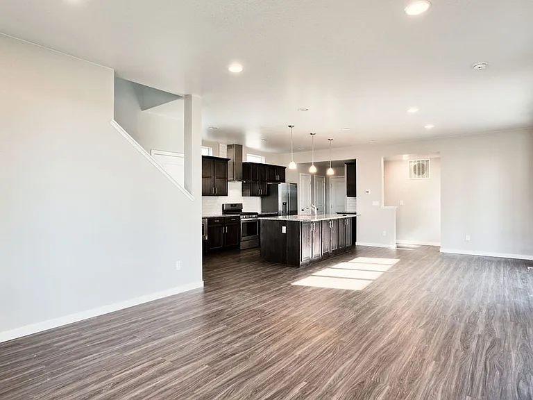 2826 Sykes Dr — Photo 4