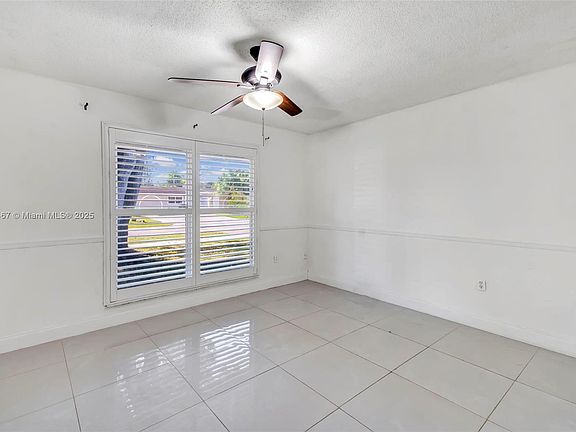 4th image of 12211 NW 29th St