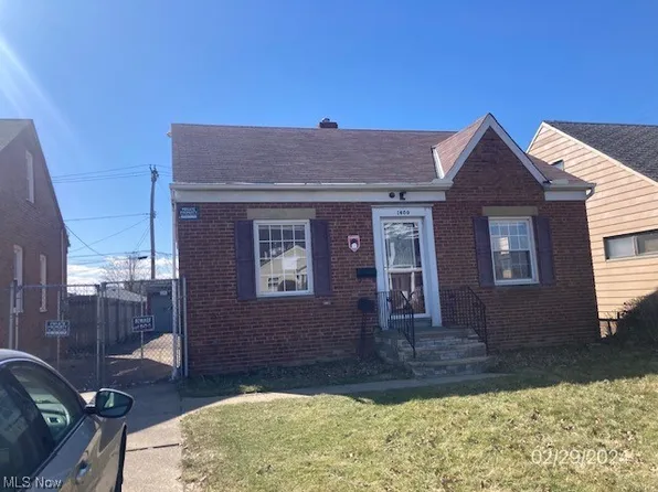1650 Hillview Rd, Cleveland, OH 44112