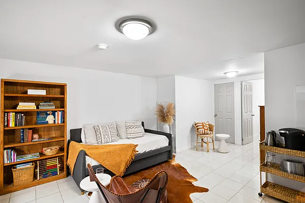 Rented by Owner | media 41