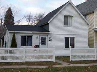 410 Wisconsin Ave, Gladstone, MI 49837