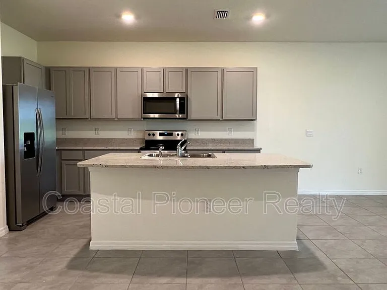 5330 Dragonfly Dr — Photo 5