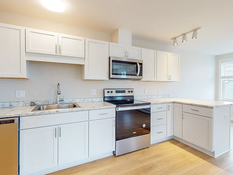 Hayloft Apartments — Photo 38