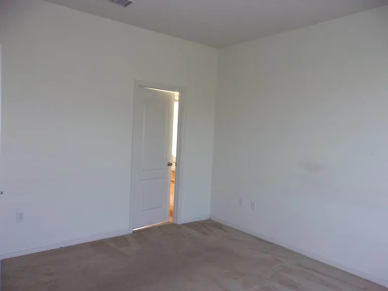 8761 Fetterbush Ct — Photo 7