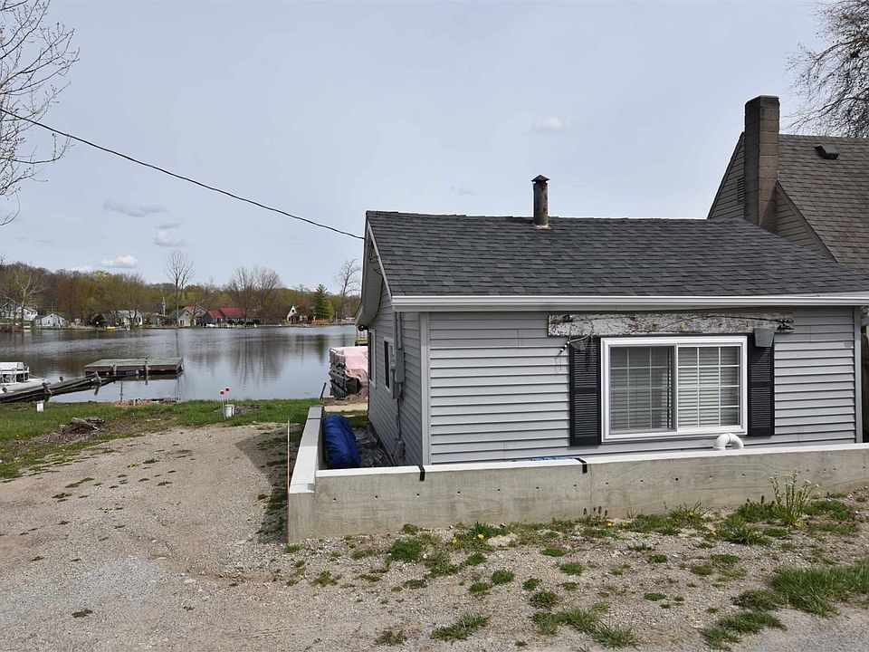 1st image of 5900 1/2 N Center St