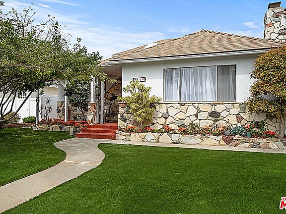 2nd image of 2810 Midvale Ave