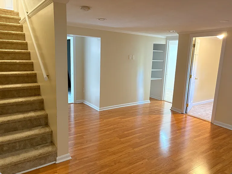 7 Oak St #5 — Photo 26