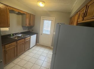 14 Kelley St, Fairfield, ME 04937