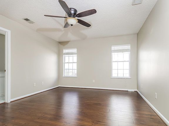 4th image of 2753 Winterbrook Dr